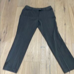 Jones New York Women's gray size 6 Straight Leg Pants